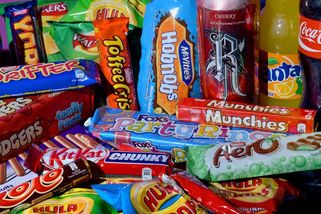 Mražená pizza a proteinová tyčinka škodí podobně jako kouření, varují vědci - Seznam Zprávy